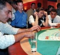 מעט מדי, מאוחר מדי