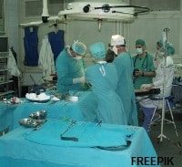 אישום: כך פעל המתחזה לנציג הרב פירר במסדרונות בתי החולים