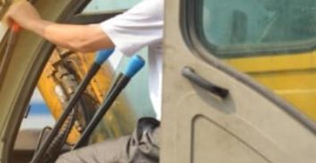 השופט קבע: פסילת רישיון, אך הנאשם יוכל לנהוג על מלגזה