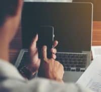 אישום: אסיר משוחרר עקץ עסקים תוך התחזות לנציג חברת חשמל