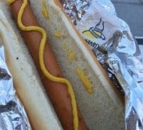 השפיצים והאקסטות של מוכר הנקניקיות