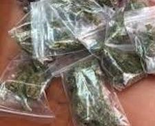 כתב אישום: מאמן במרכז ספורט מכר מריחואנה לתלמידים