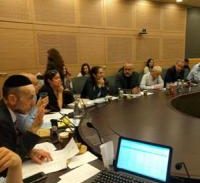 ועדת החוקה נערכת לחוק חסימת אתרים