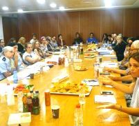 השרה שקד מקדמת חוק: קיצור מחצית מתקופות מאסר של קטינים