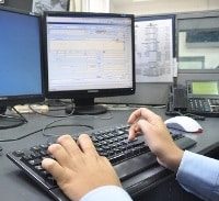 אישום: שוטר בלהב 433 הדליף מידע מסווג למקורביו