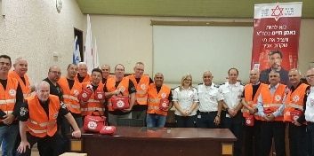 מתנדבים מיחידת הג'יפים במשטרה יוכשרו על ידי מד"א