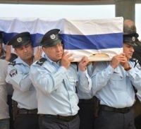 אפי ברכה בדרכו האחרונה