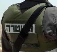 אישום: לוחם מג"ב סחר באמל"ח, סחט קטינה וביצע בה עבירות מין