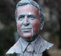 "שחררו מהכלא את נשיא מדינת ישראל משה קצב"