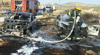 ניידת נשרפה בתום מרדף אחר רכב גנוב