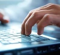 אישום: עבירות מין בילדות דרך הצ'אט