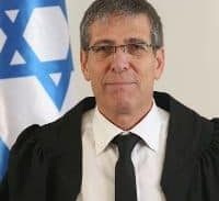 בימ"ש התיר לעיריית ירושלים להחרים רכב שסייע לתליית מודעות פיראטיות