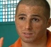 פרנסואה אבוטבול מבקש להשתתף בטקס ברית המילה לבנו