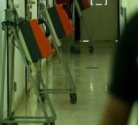 חשד: אסירים בהפרדה עשו עוקץ טלפוני והתחזו לניצב במשטרה