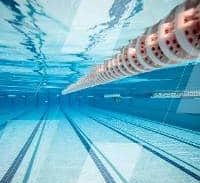 קפיצה למים רדודים