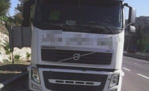 אישום: נהג המשאית הפקיר את רוכב האופניים כשהוא מחוסר הכרה