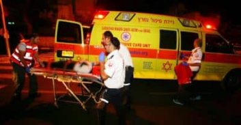 מצוד אחר רוכב אופנוע שפגע באורח קשה בנערה – ונמלט