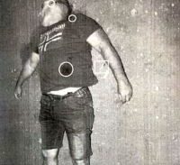 "הבחנתי באנטון רומן שוכב על הגב, ובשלולית דם בחלק האחורי של הראש"