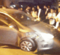 שוטרים ירו על מרצדס של חרדי עשיר