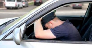 אישום: נרדם על ההגה – וגרם למותה של חמותו