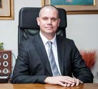 "לשכת עורכי הדין זו לא החצר האחורית של הרצוג פוקס נאמן"