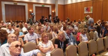 הפוליטיקה לפי אפי נוה