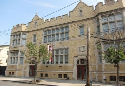 Red Hook bet mishpat kehilati