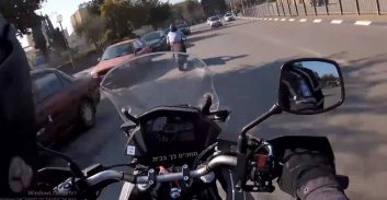 צפו בסרטון: מרדף אופנועים ברחובות ירושלים