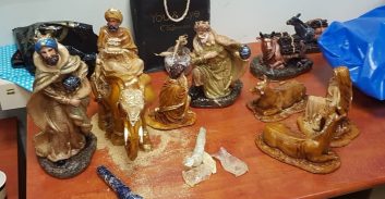 אישום: ייבאו קריסטל-מת' ממקסיקו בתוך פסלונים 