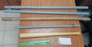 אוהדי כדורסל נתפסו בת"א עם אלות ואגרופן