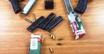 שני צעירים נעצרו בחשד להחזקת אמצעי לחימה