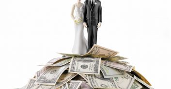 בג"ץ: האישה תבעה מבעלה כספים שלא מגיעים לה לפי חוק השיתוף