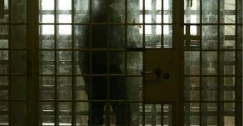 פרסום ראשון: אסיר שהתלונן על תעוקת חזה ולא זכה לטיפול מת בכלא איילון