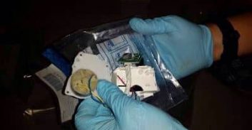 רימון הלם הושלך בחולון, מעבדת מטענים נחשפה בבת ים