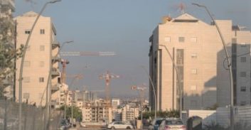 חוק פינוי-בינוי עבר בכנסת בקריאה שנייה ושלישית