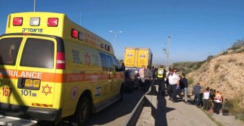 רוכב אופנוע נהרג בתאונה עם רכב בכביש 5