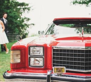 מכונית יוקרה לחתונה (אילוסטרציה: Scott Webb מאתר Unsplash)