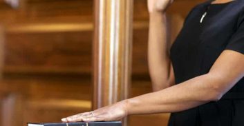 השופטת אגמון גונן עושה סדר בנושא ריענון עדים