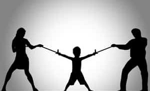 אב שעתר למשמורת על ילדו הוכרז הורה מנכר