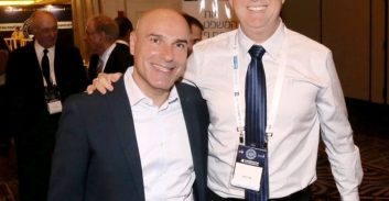 דרישה להחריג את עורכי הדין מחוק צמצום השימוש בכסף מזומן