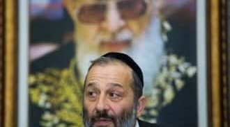 מורה בתנועת ש"ס שלח לאריה דרעי מסרונים מאיימים ונעצר