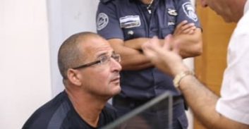 צרות חדשות לאסי אבוטבול