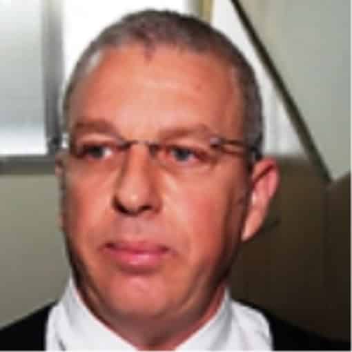 התובע עו"ד יוסי קורצברג