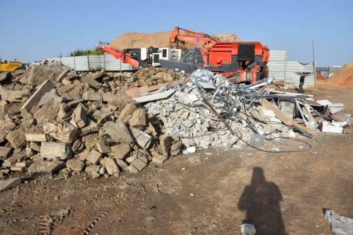 "פגיעה ממשית במרקם החיים". המטמנה שנחשפה בטירה