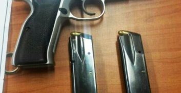 מאבקי שליטה בשוק השמירה במלאבס