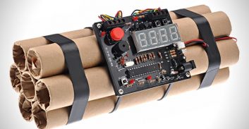 חיפה: מטען חבלה נפל מרכב בנסיעה בשכונת דניה