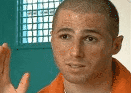 פרנסואה אבוטבול מבקש לצאת לטקס ברית המילה של בנו