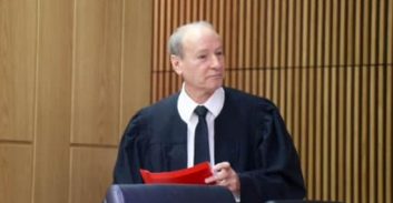 הקטין שהרכיב את ארי נשר יזומן כעד הגנה במשפט נגד יצחק אספה