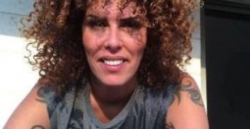 מעצרה של נאשמת בניהול בתי בושת הוארך עד תום ההליכים