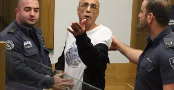 איתן חייא הורשע בסחיטות והלבנת הון